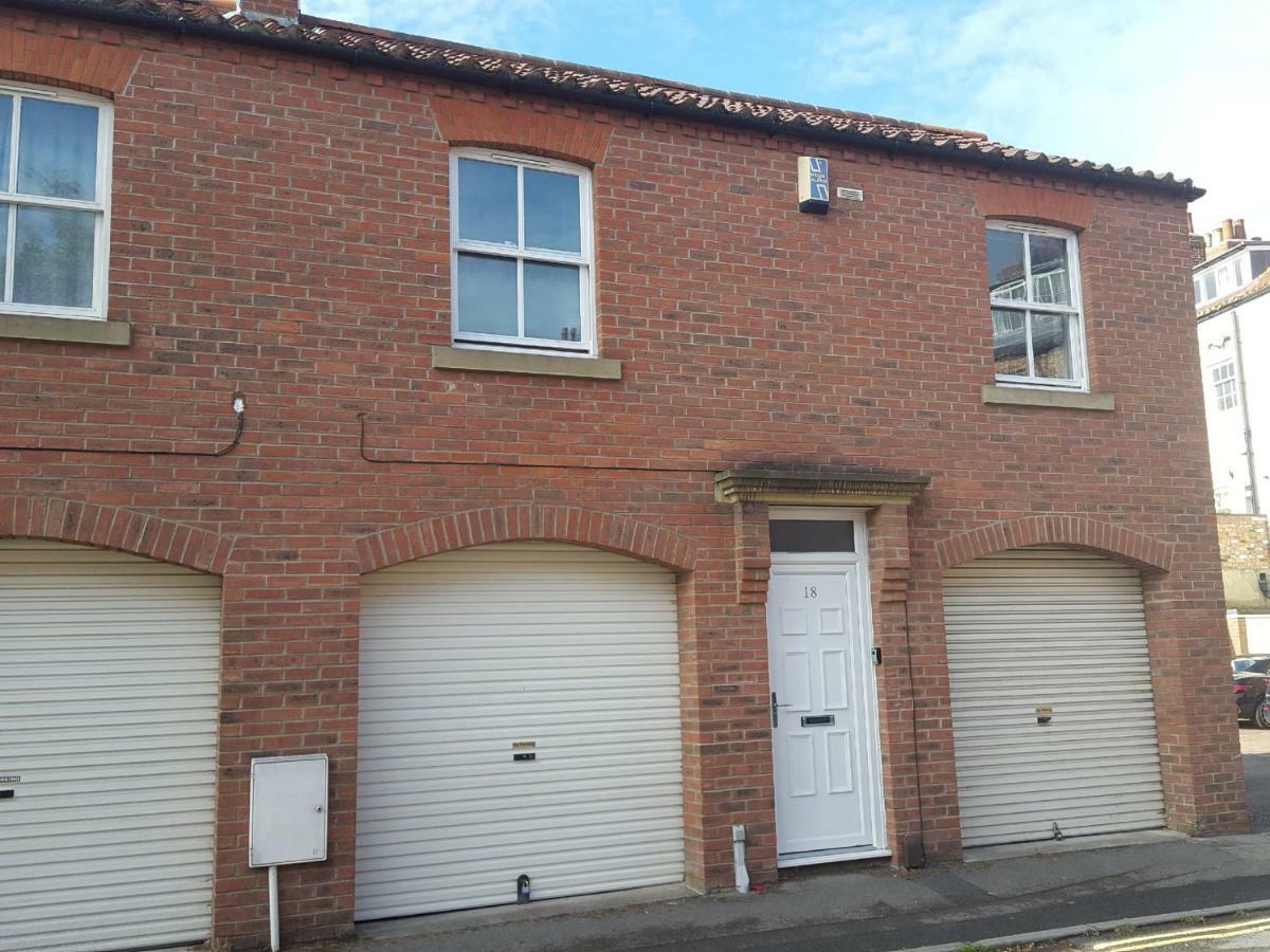 Agar Premier Apartment York